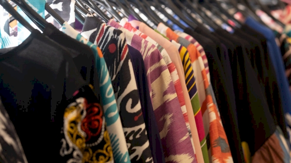 Uzbek textile sales on Wildberries rise 61% in 2024