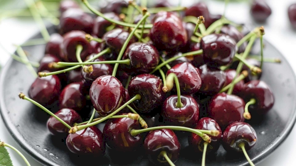 Enjoy delicious and fresh cherries
